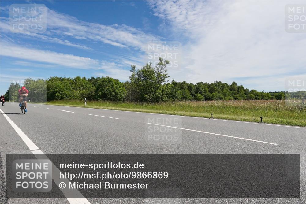 21.06.2026 - Viking Triathlon Michael Burmester http://msf.ph/oto/9866869 21.06.2026 11:35:25 Radfahren 213, 278, 279, 318, 363, 458 meine-sportfotos.de