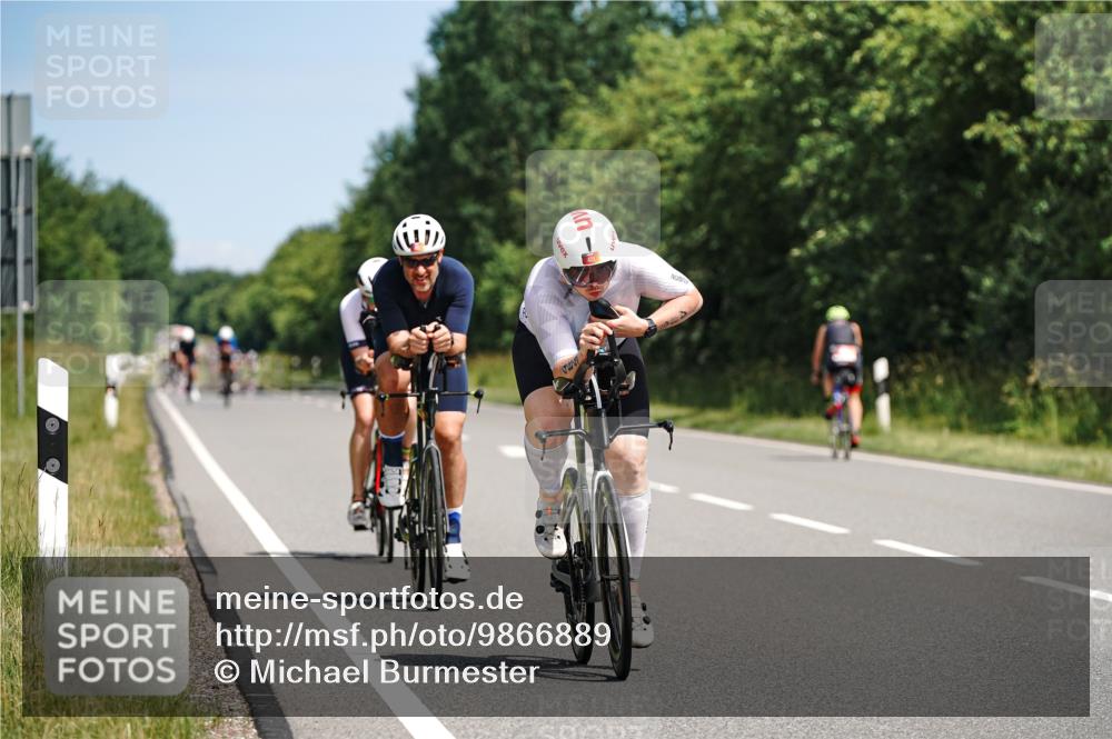 21.06.2026 - Viking Triathlon Michael Burmester http://msf.ph/oto/9866889 21.06.2026 12:13:47 Radfahren 156, 254, 254, 393, 449, 482, 489, 515, 629, 641, 653 meine-sportfotos.de
