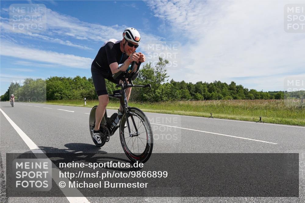 21.06.2026 - Viking Triathlon Michael Burmester http://msf.ph/oto/9866899 21.06.2026 11:35:37 Radfahren 147, 179, 183, 209, 213, 354, 363, 436, 448, 449, 458, 662 meine-sportfotos.de
