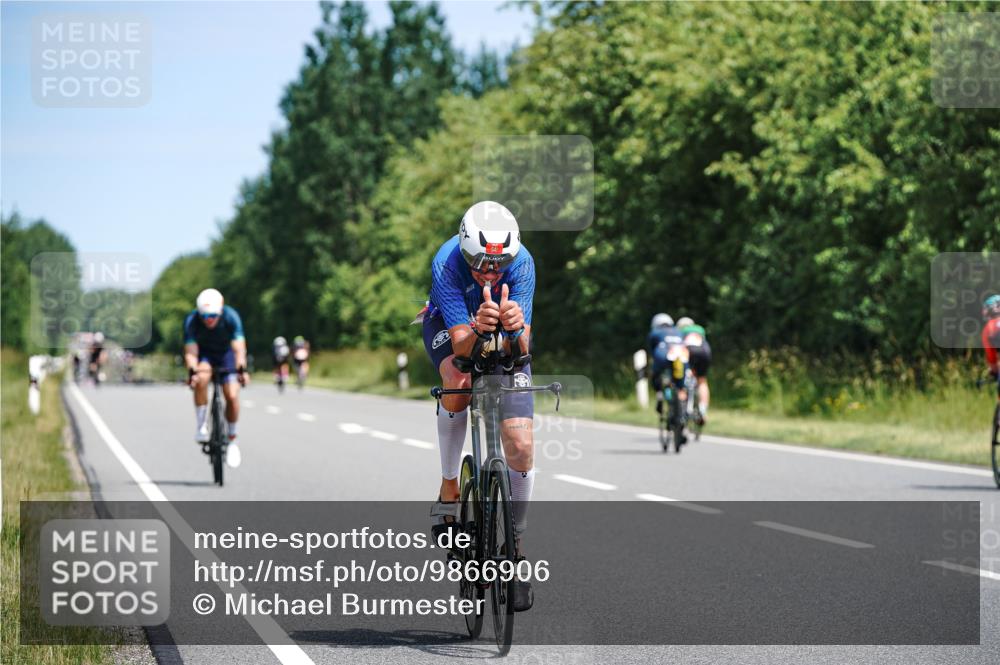 21.06.2026 - Viking Triathlon Michael Burmester http://msf.ph/oto/9866906 21.06.2026 12:13:58 Radfahren 61, 93, 254, 449, 489, 515, 564, 629, 641, 653 meine-sportfotos.de