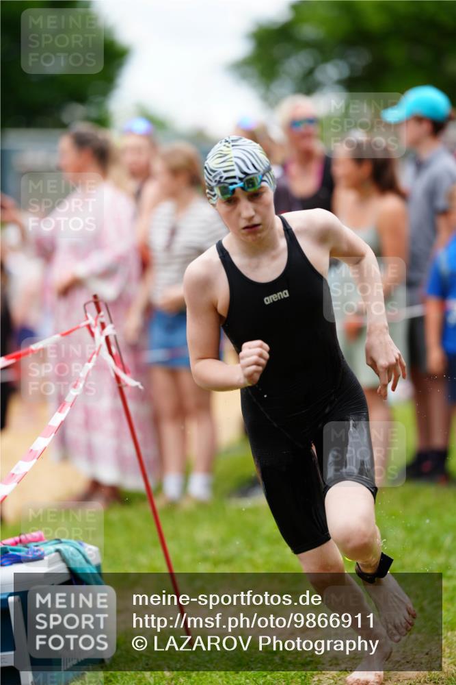 21.06.2026 - 29. Vierlanden-Triathlon LAZAROV Photography http://msf.ph/oto/9866911 21.06.2026 14:35:41 Schwimmen  meine-sportfotos.de