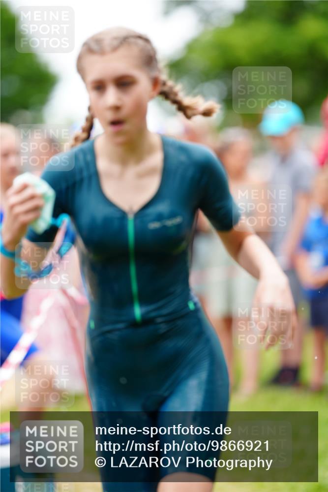 21.06.2026 - 29. Vierlanden-Triathlon LAZAROV Photography http://msf.ph/oto/9866921 21.06.2026 14:35:53 Schwimmen  meine-sportfotos.de