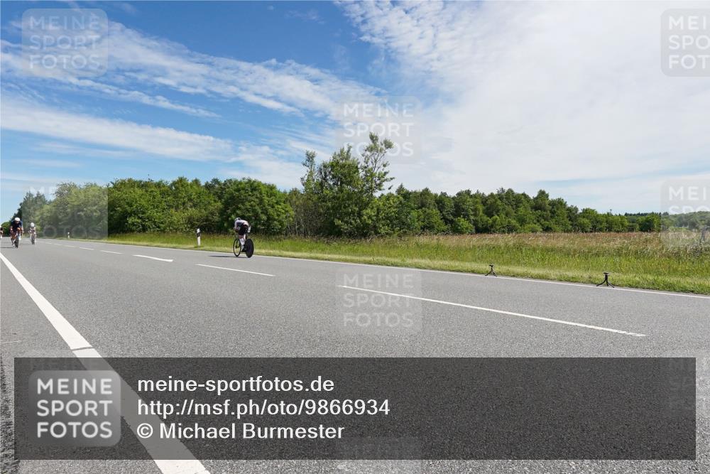 21.06.2026 - Viking Triathlon Michael Burmester http://msf.ph/oto/9866934 21.06.2026 11:35:47 Radfahren 147, 179, 183, 209, 262, 324, 354, 363, 436, 448, 449, 470, 505, 533, 650, 662 meine-sportfotos.de