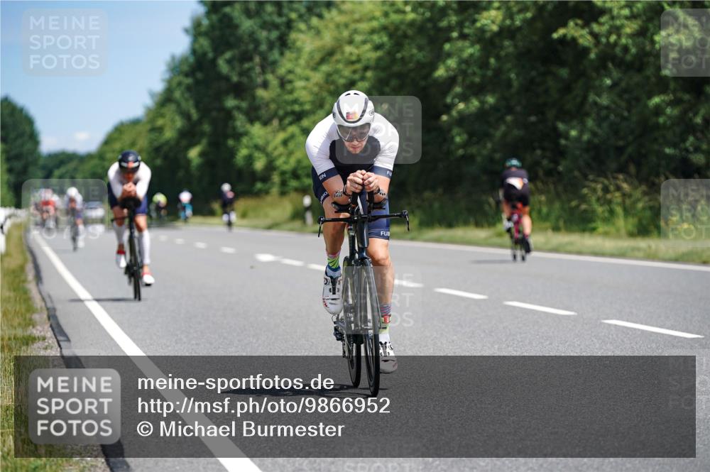 21.06.2026 - Viking Triathlon Michael Burmester http://msf.ph/oto/9866952 21.06.2026 12:15:03 Radfahren 69, 85, 160, 182, 274, 297, 297, 342, 351, 403, 492, 493, 497, 614 meine-sportfotos.de