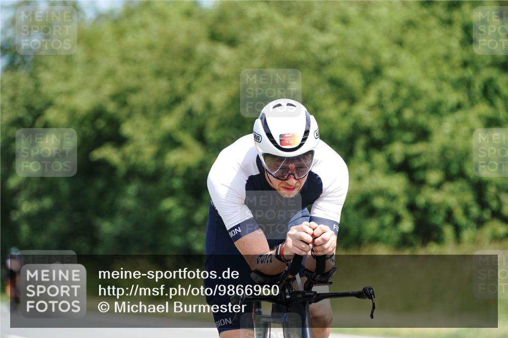 21.06.2026 - Viking Triathlon Michael Burmester http://msf.ph/oto/9866960 21.06.2026 12:15:04 Radfahren 69, 85, 88, 152, 182, 274, 297, 297, 342, 351, 403, 492, 493, 497, 614 meine-sportfotos.de