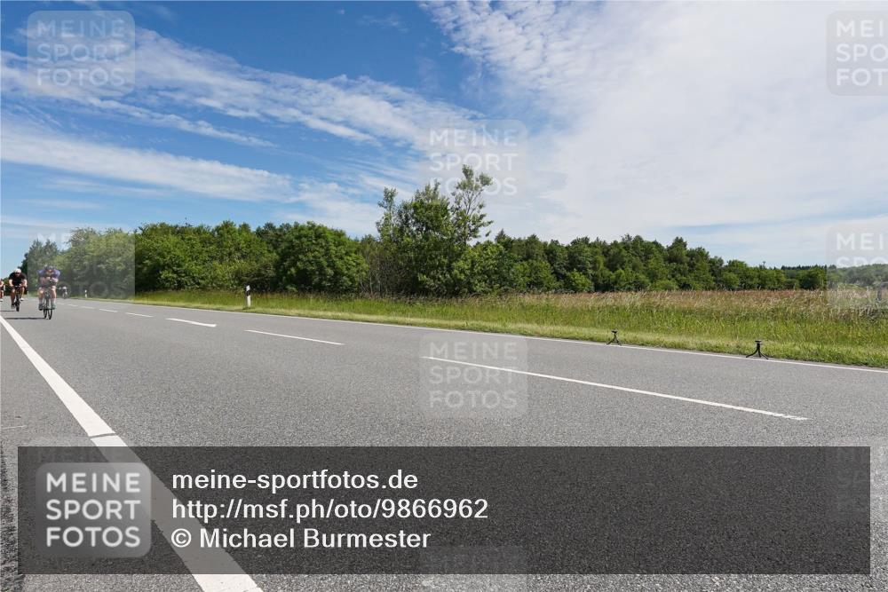 21.06.2026 - Viking Triathlon Michael Burmester http://msf.ph/oto/9866962 21.06.2026 11:35:53 Radfahren 147, 179, 183, 209, 221, 262, 324, 354, 436, 448, 449, 470, 505, 533, 650 meine-sportfotos.de