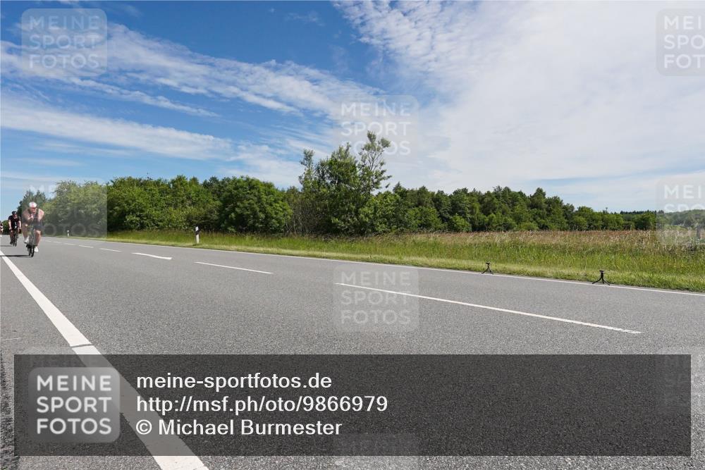 21.06.2026 - Viking Triathlon Michael Burmester http://msf.ph/oto/9866979 21.06.2026 11:35:56 Radfahren 147, 179, 183, 221, 262, 324, 354, 436, 448, 470, 505, 533, 650 meine-sportfotos.de