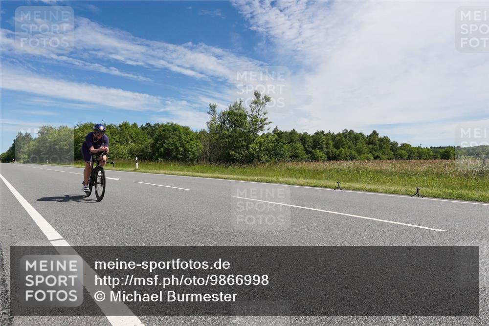 21.06.2026 - Viking Triathlon Michael Burmester http://msf.ph/oto/9866998 21.06.2026 11:36:00 Radfahren 179, 221, 262, 324, 436, 470, 505, 533, 650 meine-sportfotos.de