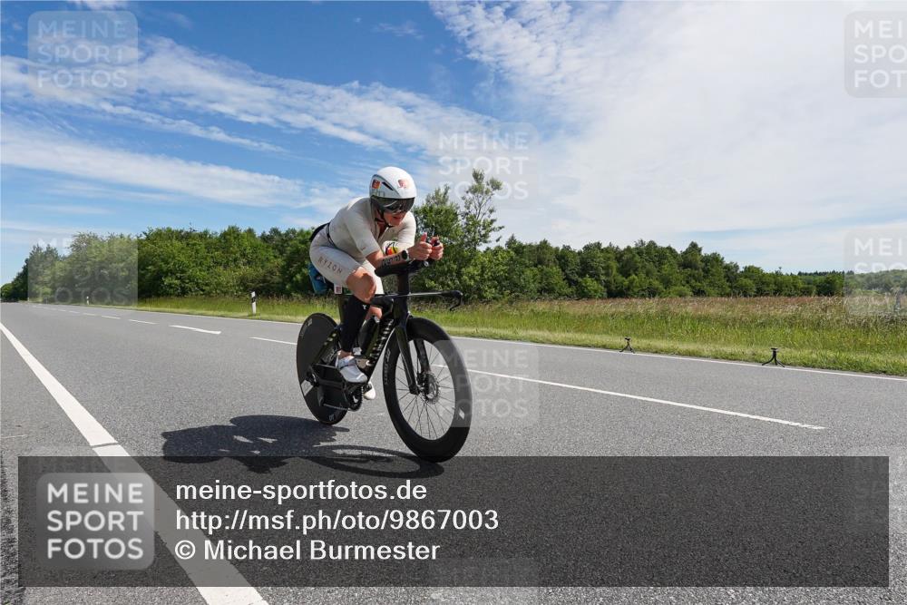21.06.2026 - Viking Triathlon Michael Burmester http://msf.ph/oto/9867003 21.06.2026 11:36:15 Radfahren 42, 47, 242, 258, 311, 372, 440, 524, 529, 536, 576, 602 meine-sportfotos.de