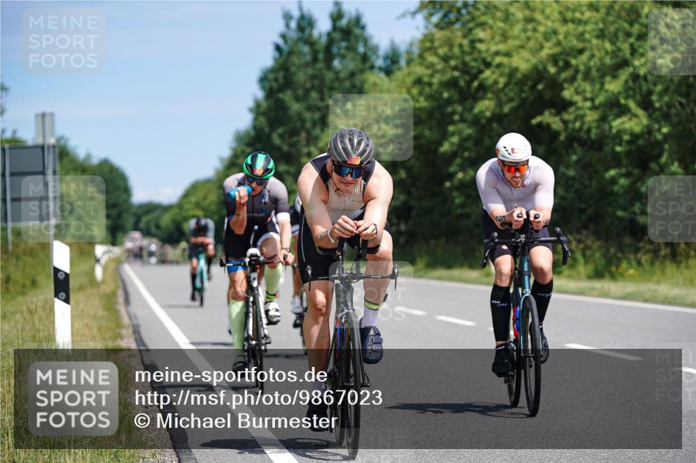 21.06.2026 - Viking Triathlon Michael Burmester http://msf.ph/oto/9867023 21.06.2026 12:15:20 Radfahren 59, 69, 85, 88, 135, 152, 274, 297, 403, 430, 497, 614, 614 meine-sportfotos.de