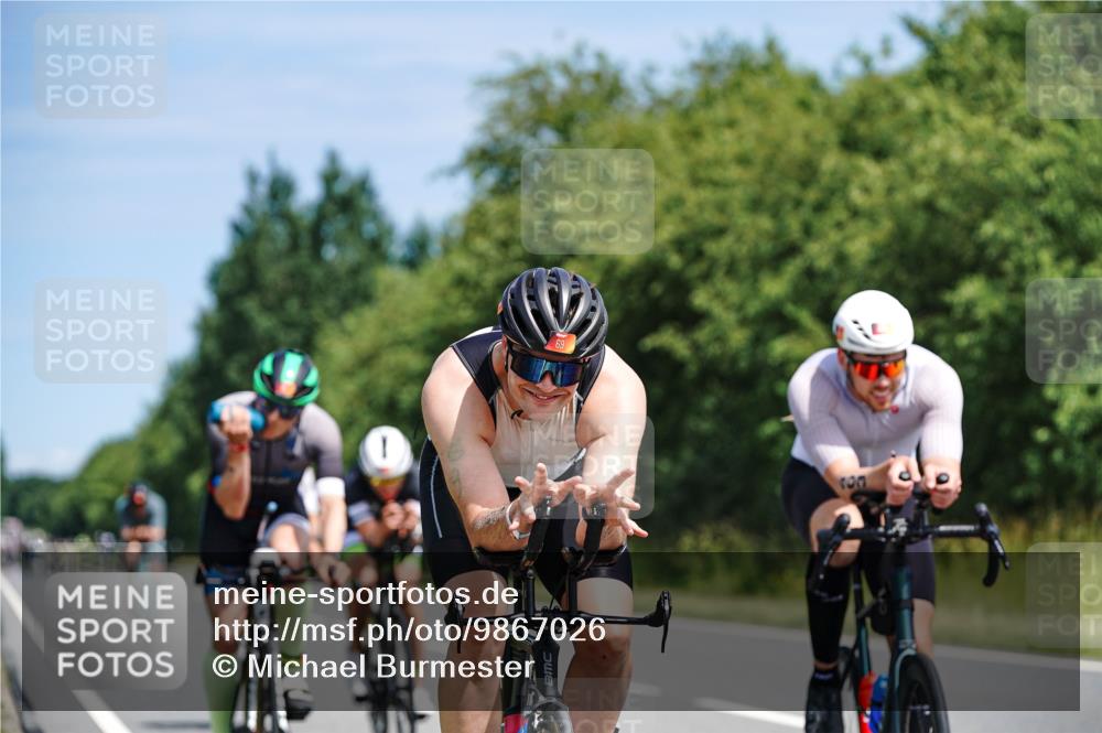 21.06.2026 - Viking Triathlon Michael Burmester http://msf.ph/oto/9867026 21.06.2026 12:15:21 Radfahren 59, 69, 85, 88, 135, 152, 274, 297, 403, 430, 497, 614, 614 meine-sportfotos.de