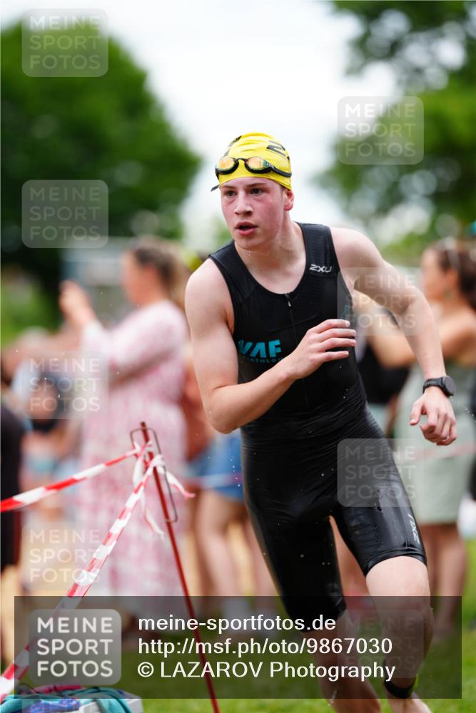 21.06.2026 - 29. Vierlanden-Triathlon LAZAROV Photography http://msf.ph/oto/9867030 21.06.2026 14:37:13 Schwimmen 1230, 1269 meine-sportfotos.de