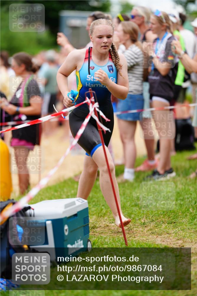 21.06.2026 - 29. Vierlanden-Triathlon LAZAROV Photography http://msf.ph/oto/9867084 21.06.2026 14:38:11 Schwimmen 1229, 1237, 1264 meine-sportfotos.de