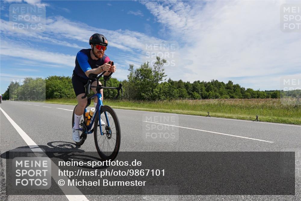 21.06.2026 - Viking Triathlon Michael Burmester http://msf.ph/oto/9867101 21.06.2026 11:36:49 Radfahren 134, 158, 177, 225, 330, 341, 551, 577, 623 meine-sportfotos.de