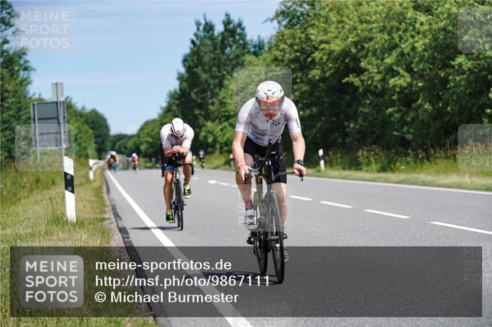 21.06.2026 - Viking Triathlon Michael Burmester http://msf.ph/oto/9867111 21.06.2026 12:15:53 Radfahren 21, 178, 184, 184, 195, 248, 334, 389, 394, 405, 521, 551, 590, 590, 651 meine-sportfotos.de