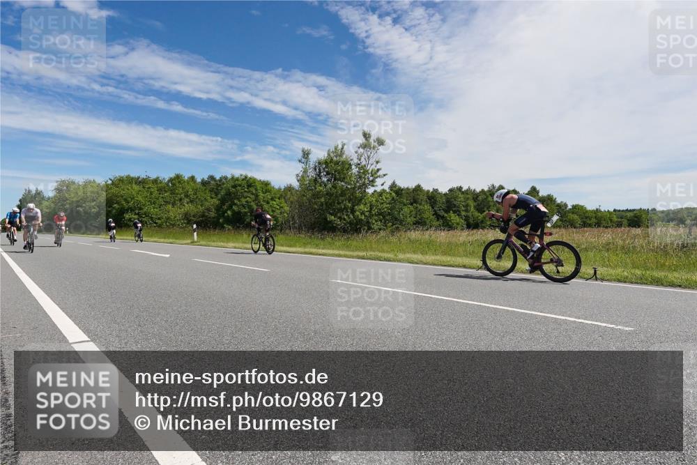 21.06.2026 - Viking Triathlon Michael Burmester http://msf.ph/oto/9867129 21.06.2026 11:36:56 Radfahren 134, 158, 177, 225, 330, 341, 577, 667 meine-sportfotos.de