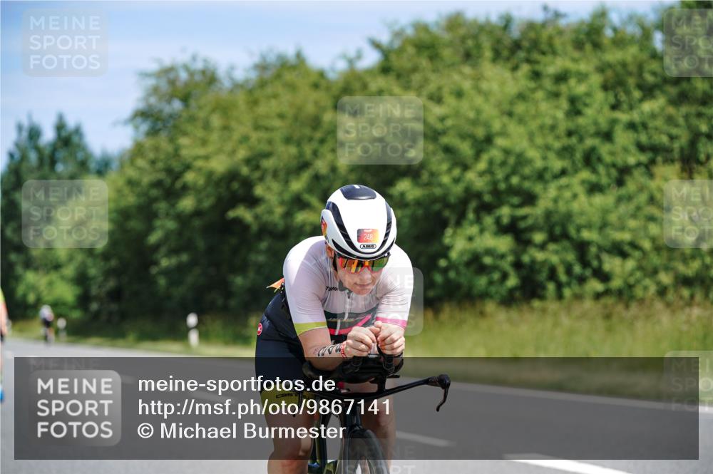 21.06.2026 - Viking Triathlon Michael Burmester http://msf.ph/oto/9867141 21.06.2026 12:16:05 Radfahren 22, 178, 184, 195, 248, 264, 333, 347, 377, 394, 405, 405, 511, 521, 551, 590, 603, 651 meine-sportfotos.de