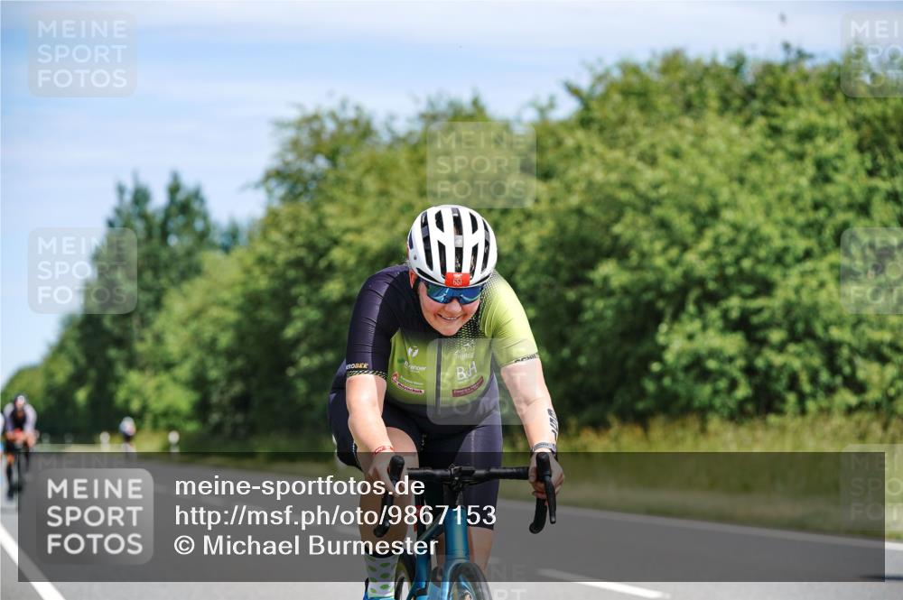 21.06.2026 - Viking Triathlon Michael Burmester http://msf.ph/oto/9867153 21.06.2026 12:16:08 Radfahren 22, 153, 178, 184, 195, 248, 264, 333, 347, 377, 394, 405, 405, 511, 521, 538, 551, 590, 603, 651 meine-sportfotos.de