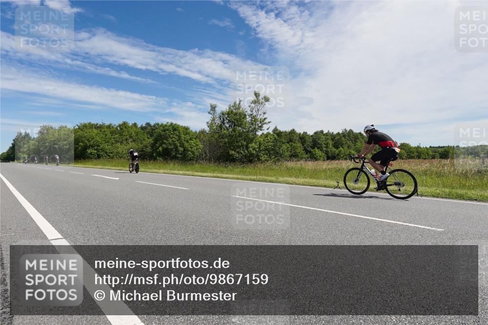 21.06.2026 - Viking Triathlon Michael Burmester http://msf.ph/oto/9867159 21.06.2026 11:37:01 Radfahren 134, 158, 177, 225, 312, 330, 577, 609, 667 meine-sportfotos.de
