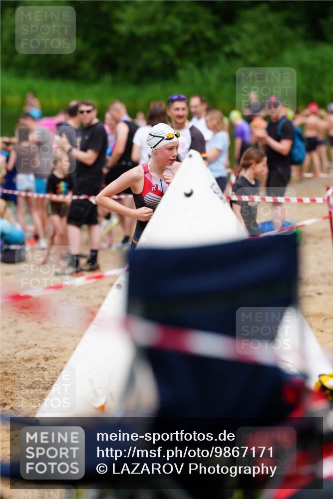 21.06.2026 - 29. Vierlanden-Triathlon LAZAROV Photography http://msf.ph/oto/9867171 21.06.2026 14:40:19 Schwimmen 1291 meine-sportfotos.de