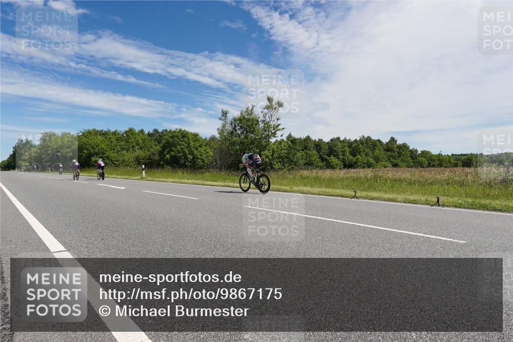 21.06.2026 - Viking Triathlon Michael Burmester http://msf.ph/oto/9867175 21.06.2026 11:37:04 Radfahren 134, 158, 225, 312, 329, 332, 577, 609, 667 meine-sportfotos.de