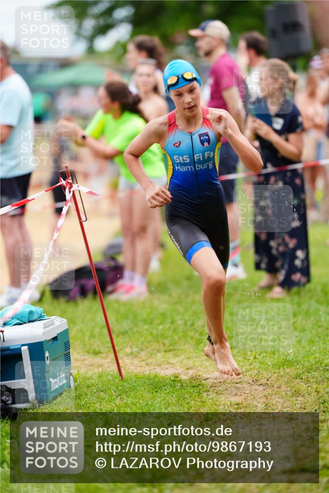 21.06.2026 - 29. Vierlanden-Triathlon LAZAROV Photography http://msf.ph/oto/9867193 21.06.2026 14:48:32 Schwimmen  meine-sportfotos.de