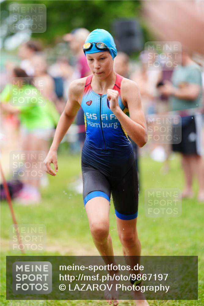 21.06.2026 - 29. Vierlanden-Triathlon LAZAROV Photography http://msf.ph/oto/9867197 21.06.2026 14:48:32 Schwimmen  meine-sportfotos.de