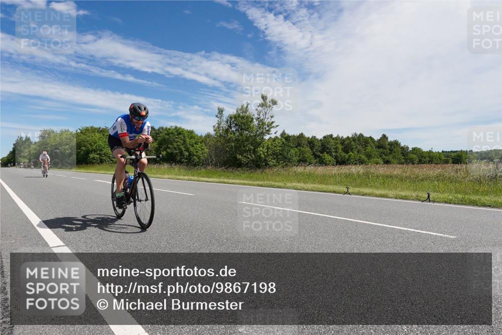 21.06.2026 - Viking Triathlon Michael Burmester http://msf.ph/oto/9867198 21.06.2026 11:37:12 Radfahren 271, 312, 312, 329, 332, 609, 667 meine-sportfotos.de