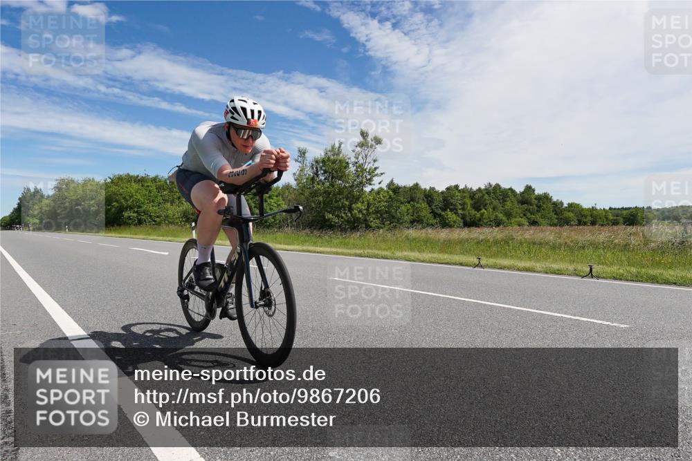 21.06.2026 - Viking Triathlon Michael Burmester http://msf.ph/oto/9867206 21.06.2026 11:37:17 Radfahren 271, 312, 312, 329, 332, 609, 630 meine-sportfotos.de