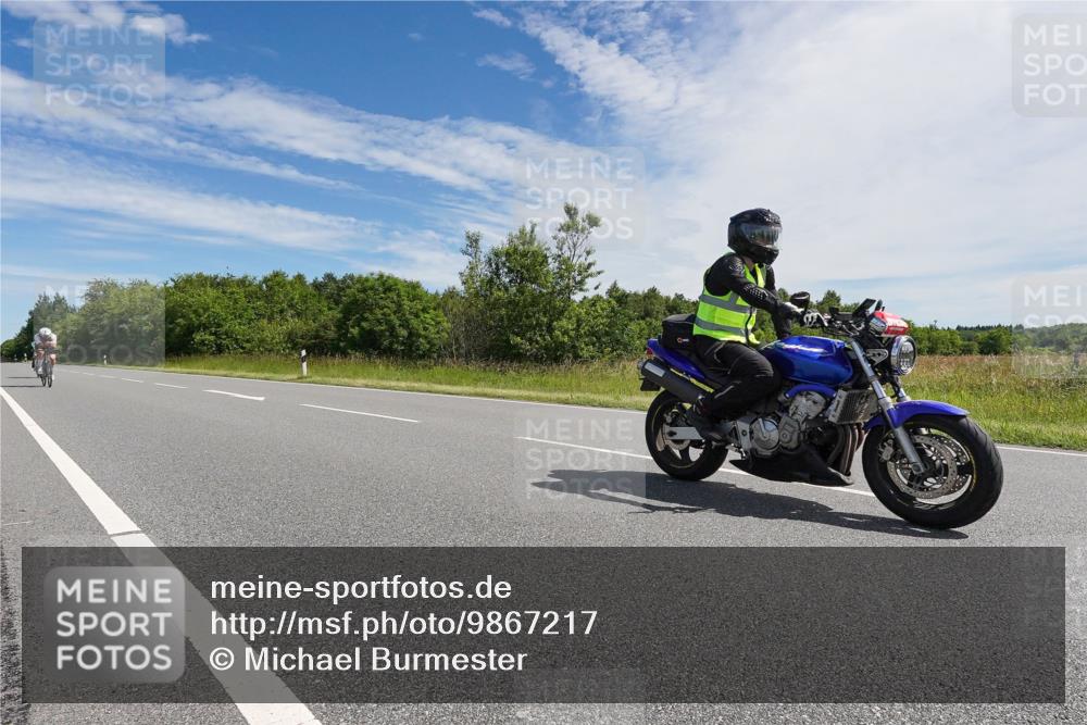 21.06.2026 - Viking Triathlon Michael Burmester http://msf.ph/oto/9867217 21.06.2026 11:37:39 Radfahren 13, 36, 271, 321, 323, 369, 404, 543, 604, 620, 630 meine-sportfotos.de