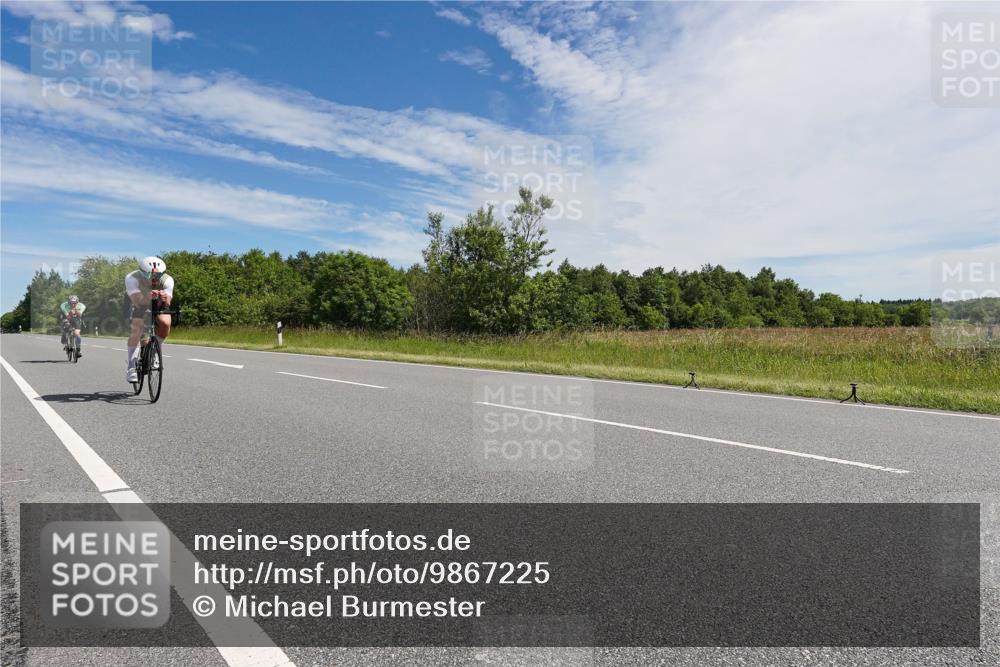 21.06.2026 - Viking Triathlon Michael Burmester http://msf.ph/oto/9867225 21.06.2026 11:37:40 Radfahren 13, 36, 271, 321, 323, 369, 404, 543, 604, 620 meine-sportfotos.de
