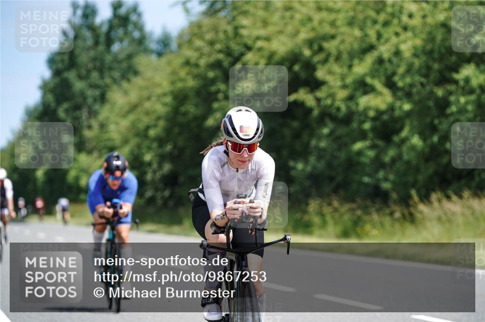 21.06.2026 - Viking Triathlon Michael Burmester http://msf.ph/oto/9867253 21.06.2026 12:16:52 Radfahren 47, 81, 193, 229, 242, 278, 300, 311, 311, 424, 453, 466, 479, 524, 536, 537 meine-sportfotos.de