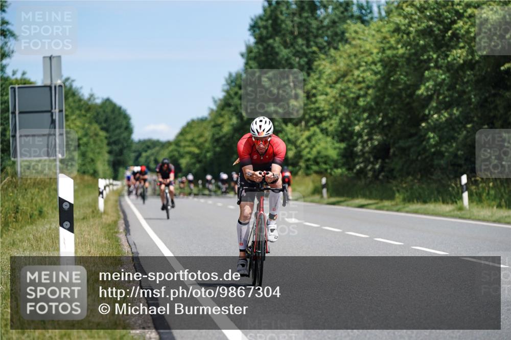 21.06.2026 - Viking Triathlon Michael Burmester http://msf.ph/oto/9867304 21.06.2026 12:17:45 Radfahren 253, 285, 328, 332, 354, 363, 404, 439, 440, 458, 461, 539, 550, 604 meine-sportfotos.de