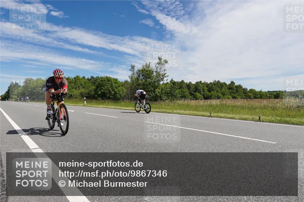 21.06.2026 - Viking Triathlon Michael Burmester http://msf.ph/oto/9867346 21.06.2026 11:38:40 Radfahren 1, 43, 82, 100, 139, 164, 171, 208, 268, 285, 469, 494, 563, 605, 638, 648 meine-sportfotos.de