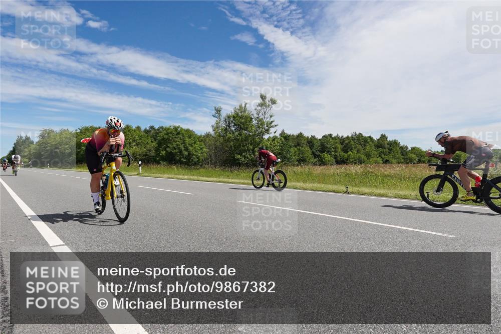 21.06.2026 - Viking Triathlon Michael Burmester http://msf.ph/oto/9867382 21.06.2026 11:38:52 Radfahren 100, 102, 105, 139, 164, 171, 268, 276, 306, 531, 563, 605, 606, 617, 638, 648 meine-sportfotos.de