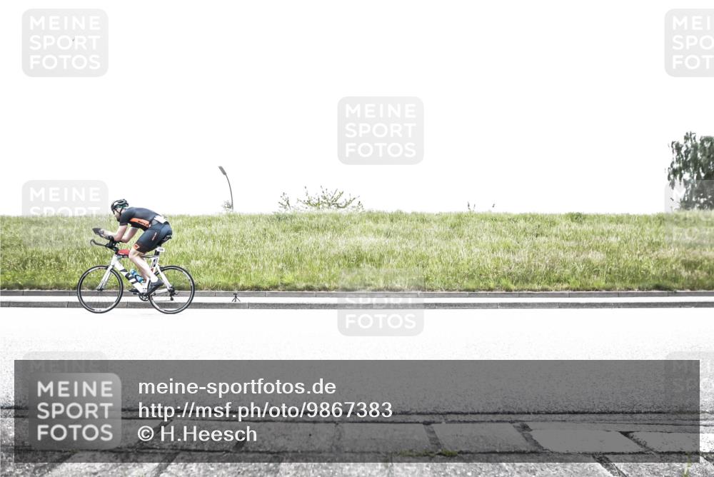 21.06.2026 - 29. Vierlanden-Triathlon H.Heesch http://msf.ph/oto/9867383 21.06.2026 10:32:50 Radfahren 159 meine-sportfotos.de