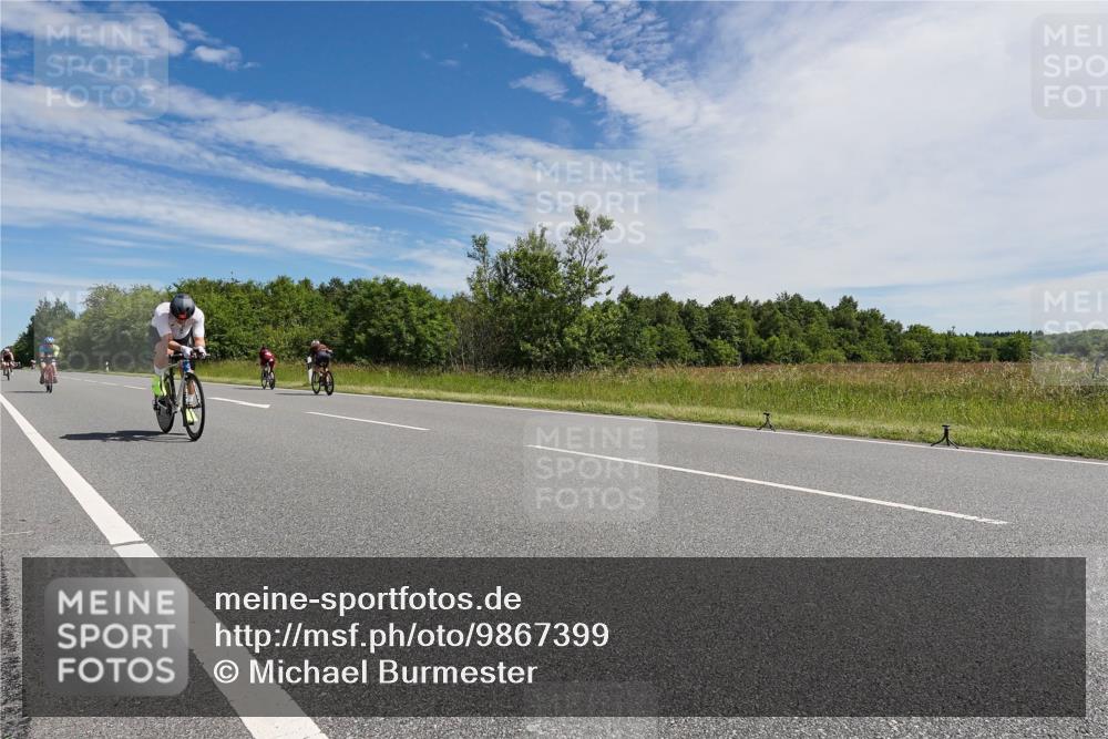 21.06.2026 - Viking Triathlon Michael Burmester http://msf.ph/oto/9867399 21.06.2026 11:38:54 Radfahren 100, 102, 105, 164, 171, 268, 276, 306, 531, 563, 605, 606, 617, 638, 648 meine-sportfotos.de