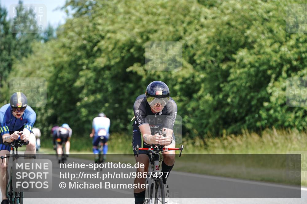 21.06.2026 - Viking Triathlon Michael Burmester http://msf.ph/oto/9867427 21.06.2026 12:18:18 Radfahren 5, 25, 43, 82, 354, 423, 448, 520, 520, 547, 575, 623, 633, 636 meine-sportfotos.de
