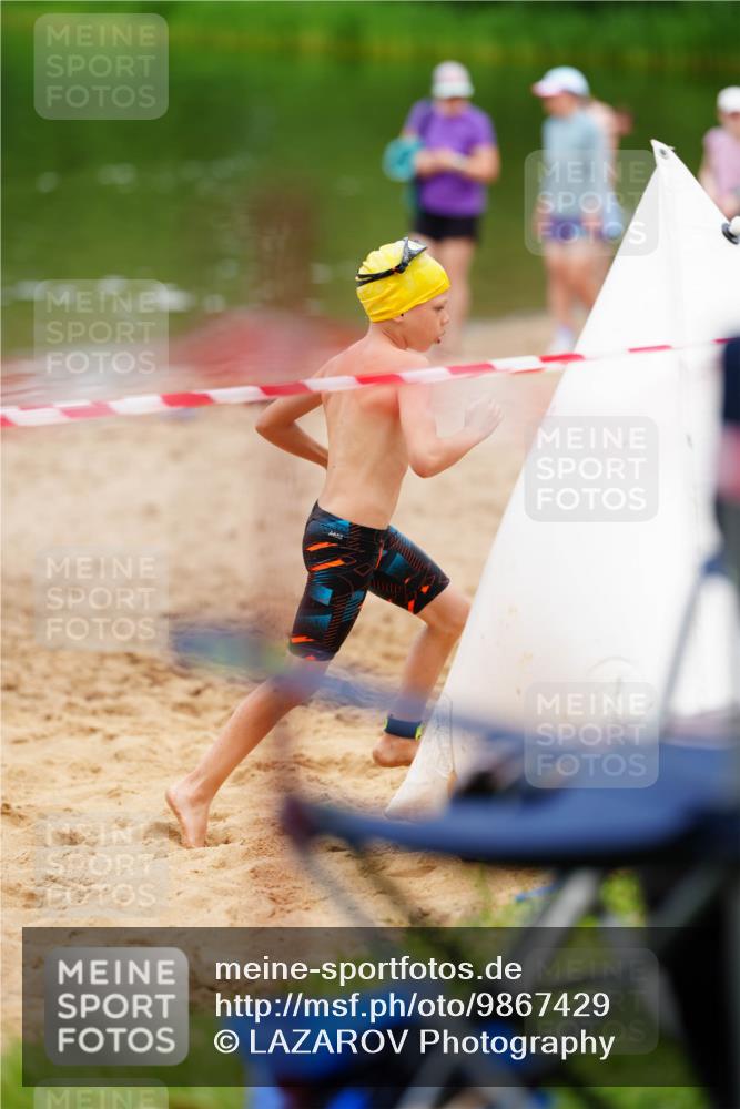 21.06.2026 - 29. Vierlanden-Triathlon LAZAROV Photography http://msf.ph/oto/9867429 21.06.2026 15:01:56 Schwimmen  meine-sportfotos.de