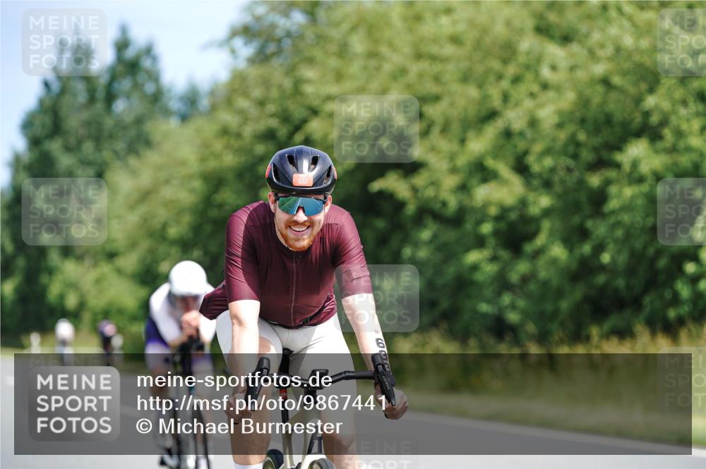 21.06.2026 - Viking Triathlon Michael Burmester http://msf.ph/oto/9867441 21.06.2026 12:18:20 Radfahren 5, 25, 43, 82, 391, 423, 448, 520, 520, 547, 575, 623, 633, 636 meine-sportfotos.de