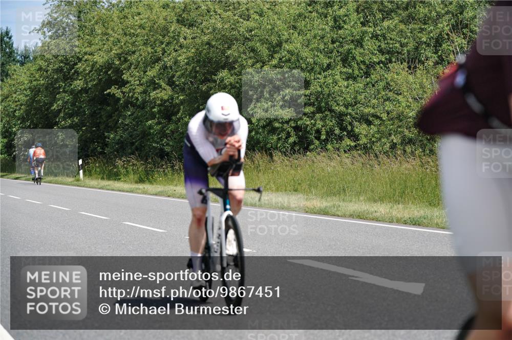 21.06.2026 - Viking Triathlon Michael Burmester http://msf.ph/oto/9867451 21.06.2026 12:18:21 Radfahren 5, 25, 43, 82, 391, 423, 448, 520, 520, 547, 575, 623, 633, 636 meine-sportfotos.de