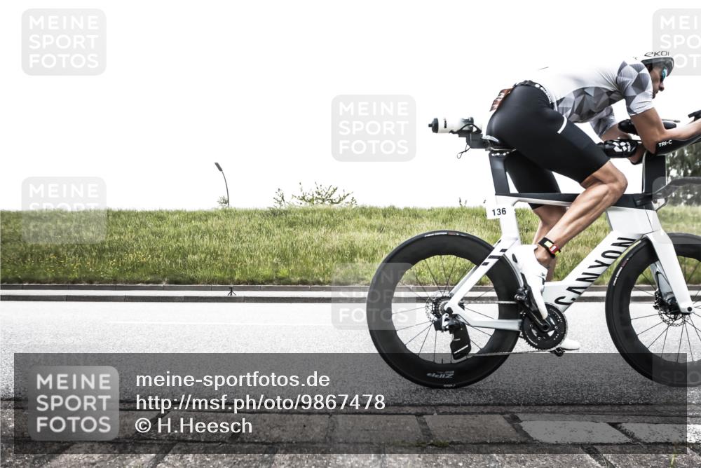 21.06.2026 - 29. Vierlanden-Triathlon H.Heesch http://msf.ph/oto/9867478 21.06.2026 10:34:11 Radfahren 136, 259, 346, 1355 meine-sportfotos.de