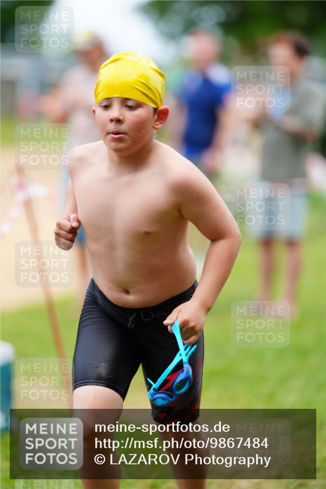 21.06.2026 - 29. Vierlanden-Triathlon LAZAROV Photography http://msf.ph/oto/9867484 21.06.2026 15:02:12 Schwimmen  meine-sportfotos.de