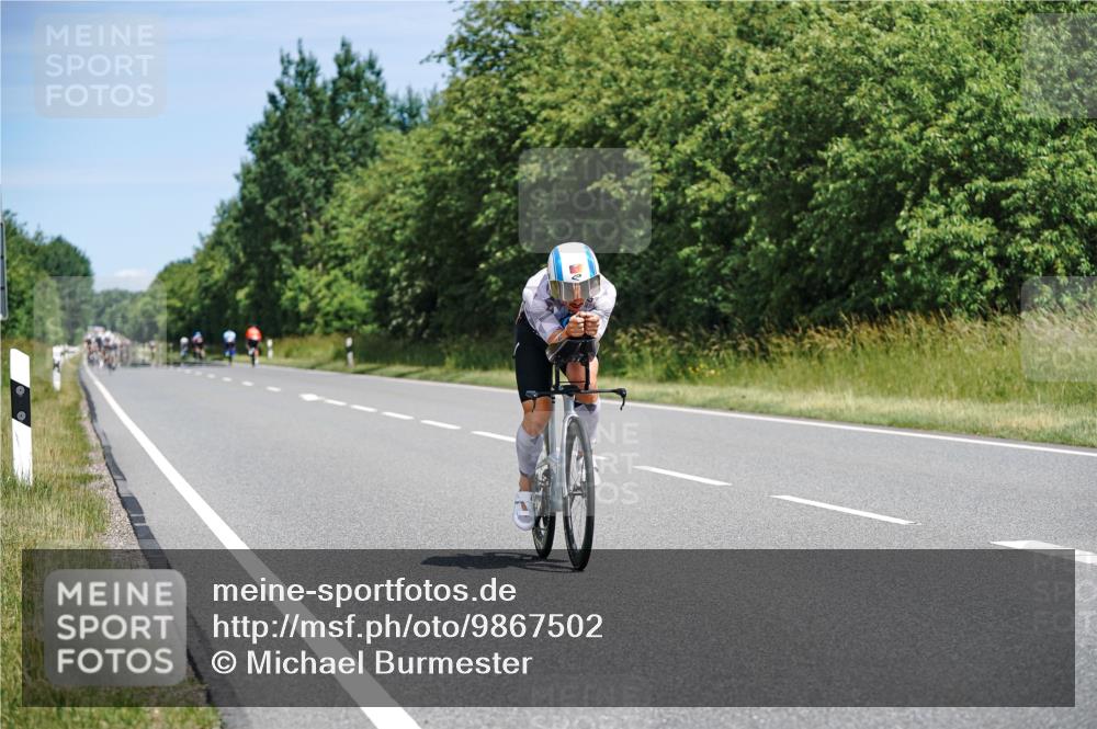 21.06.2026 - Viking Triathlon Michael Burmester http://msf.ph/oto/9867502 21.06.2026 12:18:33 Radfahren 5, 31, 43, 80, 82, 170, 391, 520, 623 meine-sportfotos.de
