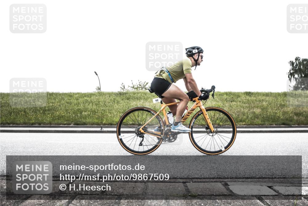 21.06.2026 - 29. Vierlanden-Triathlon H.Heesch http://msf.ph/oto/9867509 21.06.2026 10:34:35 Radfahren 92, 118, 119, 141, 178, 227, 350, 363, 554, 560 meine-sportfotos.de