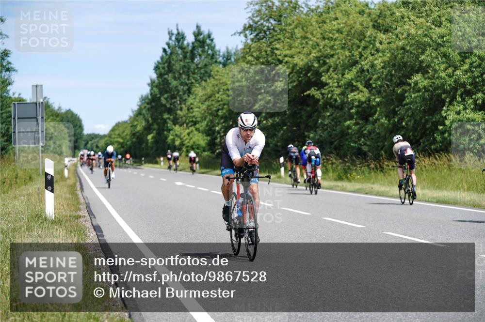 21.06.2026 - Viking Triathlon Michael Burmester http://msf.ph/oto/9867528 21.06.2026 12:18:45 Radfahren 31, 52, 80, 82, 170, 217, 233, 323, 371, 391, 452, 496, 623 meine-sportfotos.de