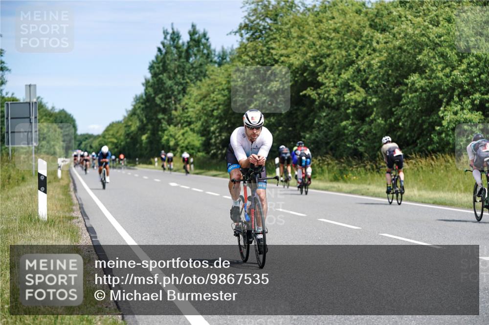 21.06.2026 - Viking Triathlon Michael Burmester http://msf.ph/oto/9867535 21.06.2026 12:18:45 Radfahren 31, 52, 80, 82, 170, 217, 233, 323, 371, 391, 452, 496, 623 meine-sportfotos.de
