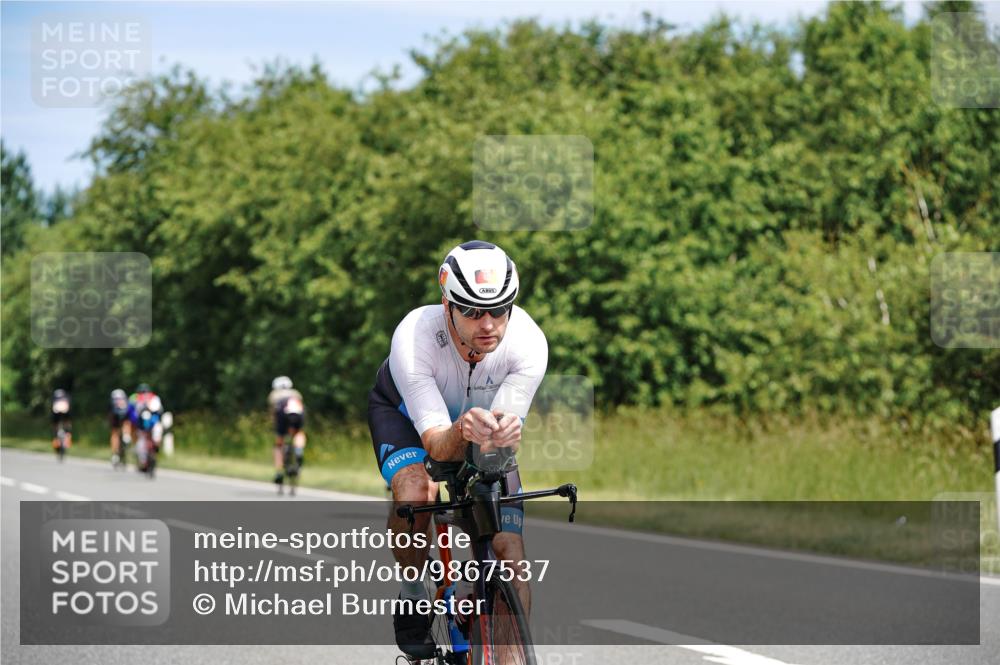 21.06.2026 - Viking Triathlon Michael Burmester http://msf.ph/oto/9867537 21.06.2026 12:18:46 Radfahren 31, 52, 80, 82, 170, 217, 233, 323, 371, 391, 452, 496, 516 meine-sportfotos.de