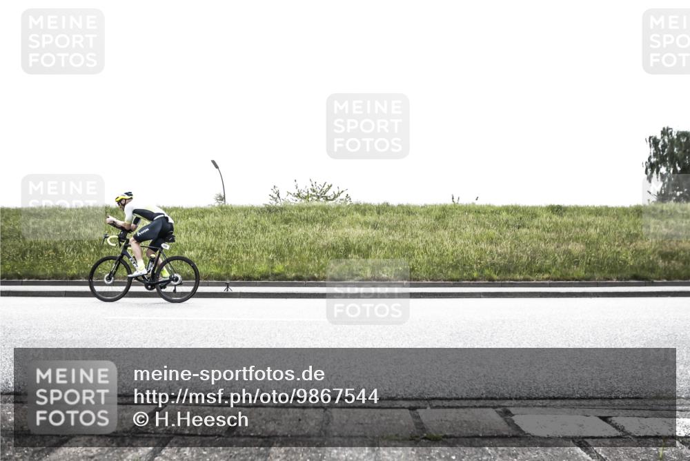 21.06.2026 - 29. Vierlanden-Triathlon H.Heesch http://msf.ph/oto/9867544 21.06.2026 10:34:57 Radfahren 122, 157, 317, 320, 334 meine-sportfotos.de