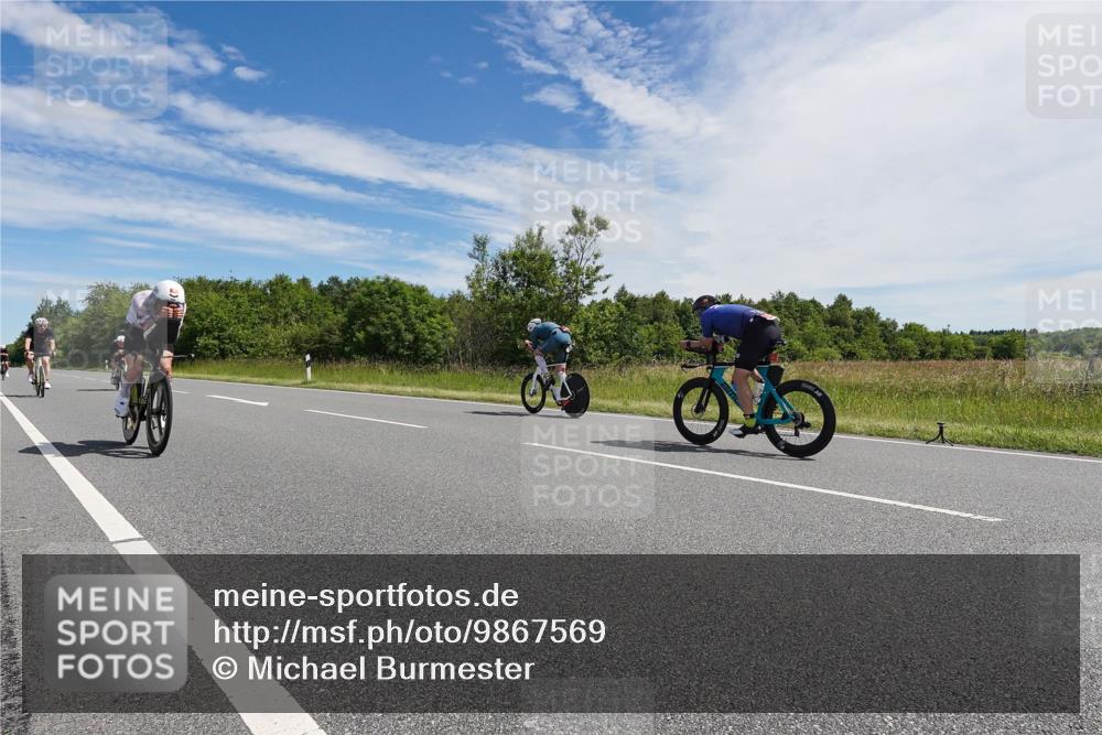 21.06.2026 - Viking Triathlon Michael Burmester http://msf.ph/oto/9867569 21.06.2026 11:39:53 Radfahren 2, 19, 21, 91, 173, 192, 194, 194, 313, 380 meine-sportfotos.de